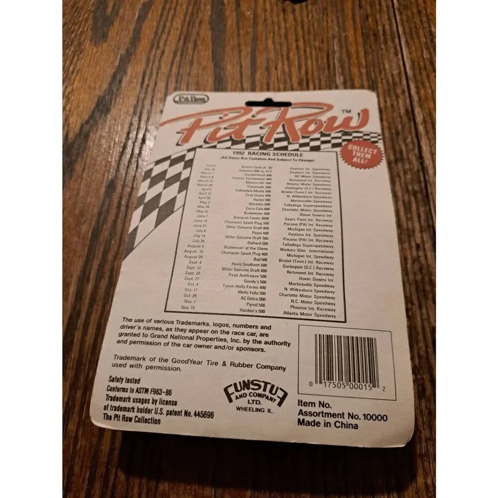 Vintage 1992 NASCAR Pit Row FunStuf 1:64 Morgan Shepherd #15 Motorcraft Race Car
